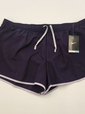 Nike Dri-Fit Women's Purple Athletic Shorts with Light Trim XL